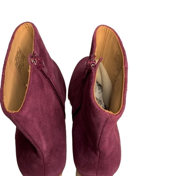 NWOB Soludos purple ankle booties with side zipper. Size 7 - Picture 3 of 8